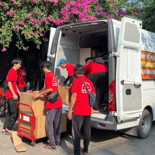 thuê xe tải kèm bốc xếp